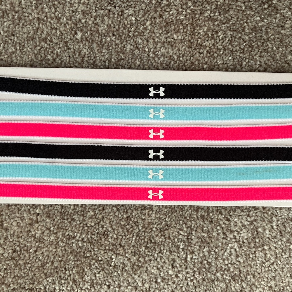 Under armour headbands (6)